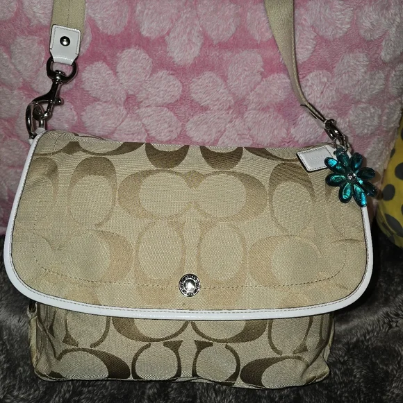 Euc Coach Daisy Signature Messenger Bag - Picture 1 of 4